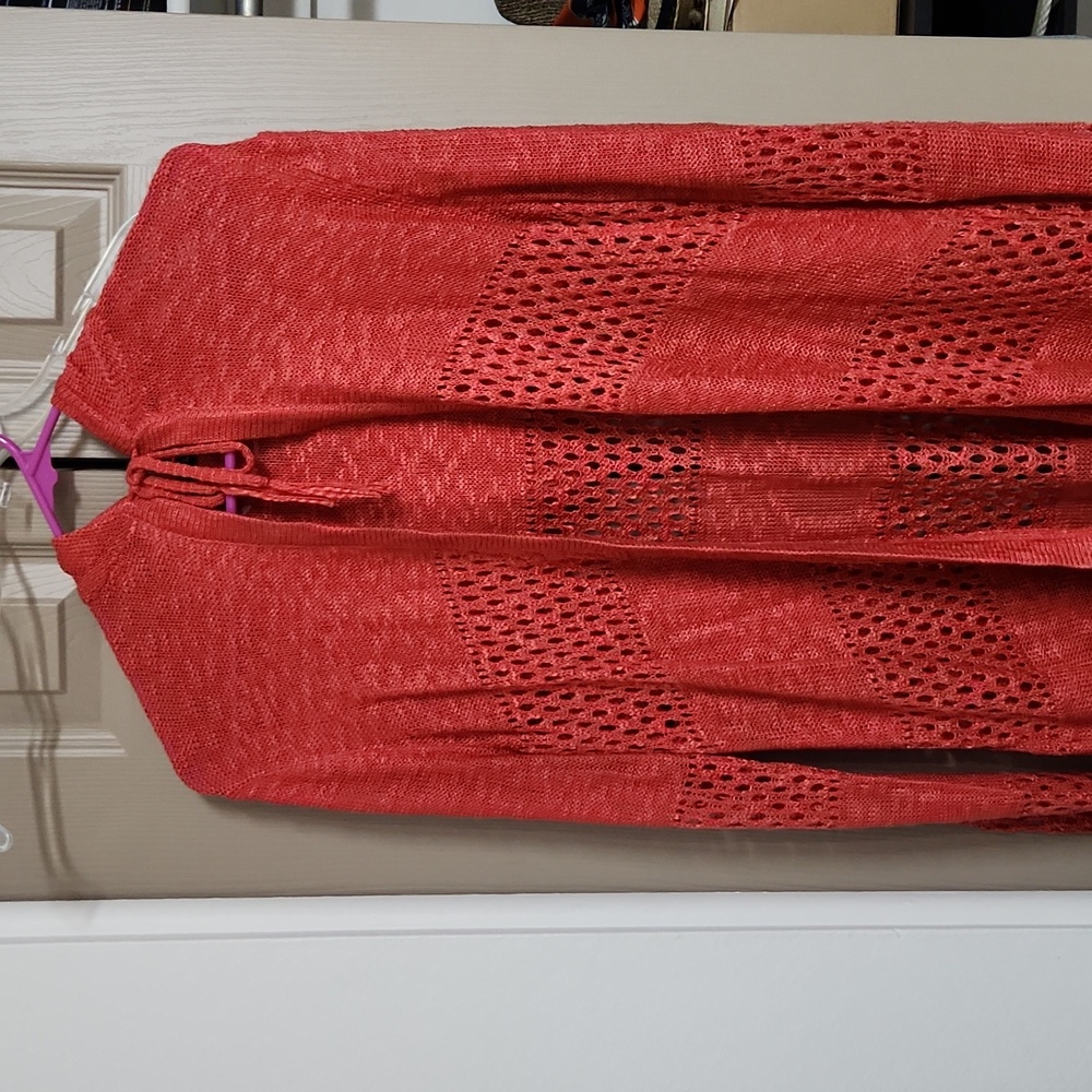 Chiral might cover sweater